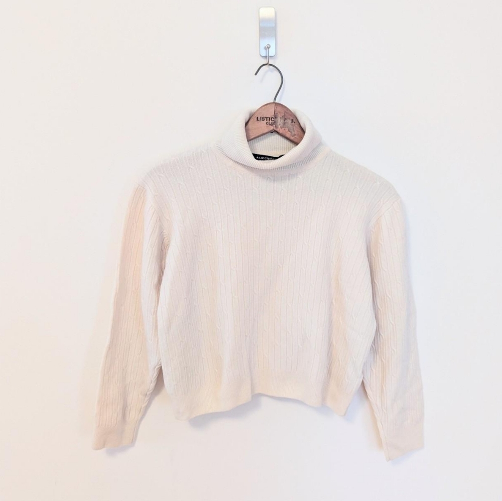 90s Cream Cropped Cableknit Wool Sweater